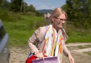 Bieszczadzka położna otworzyła jedyną w okolicy szkołę rodzenia. "Pokonanie 40 km do pacjentki to moja codzienność"