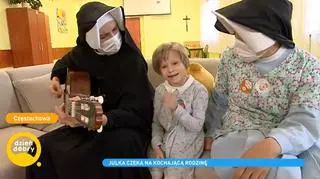 Julka czeka na kochającą rodzinę