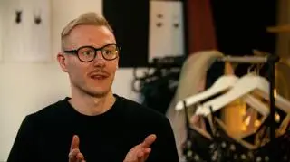 Szyje kobietom gorsety na miarę