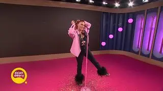 Natasza Urbańska w utworze “Niesłyszalne”