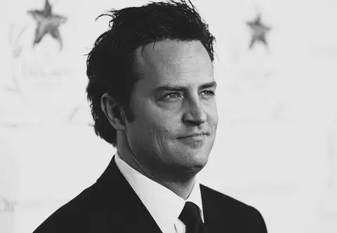 Śmierć Matthew Perry'ego. Podano przyczynę zgonu