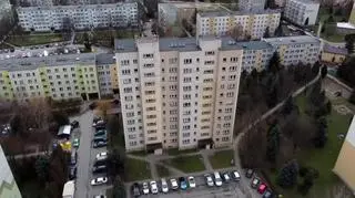 Uwaga! TVN. Czy po prawie 40 latach nie będą mieli gdzie mieszkać? 