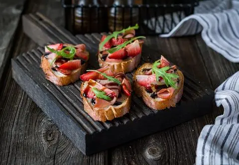 Bruschetta - przepis na klasyczną włoską potrawę