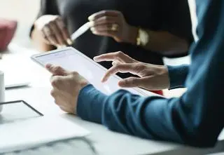 Jak wybrać dobry tablet? Jakie funkcje powinien spełniać?