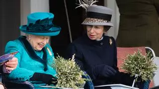 księżniczka Anna żegna królową Elżbietę II