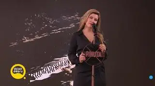 Pinuta w piosence “Oswajam czas” 
