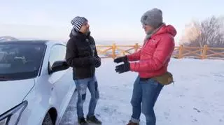 ABC bezpiecznej jazdy samochodem zimą. Co zrobić, gdy auto nie hamuje? "20 cm czasami wystarczy"