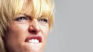 Międzynarodowy dzień bez przekleństw. Różnica między przekleństwem a wulgaryzmem