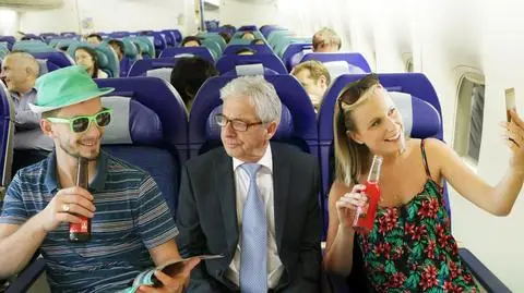 Pijaństwo w samolocie okiem stewardessy 