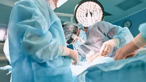 Tania operacja plastyczna w Turcji zrujnowała jej życie