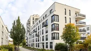 15-miesięczne dziecko wypadło z okna na trzecim piętrze