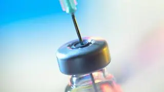 Szczepionka 6w1 – dlaczego warto stosować szczepionki wysokoskojarzone?