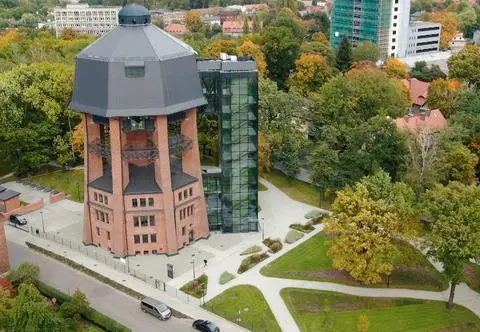100-letnia wieża ciśnień w Zabrzu zyskała nowe życie