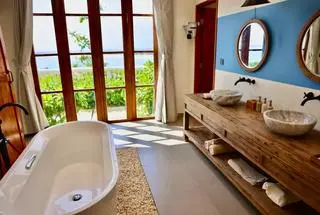 Nowa willa w "Hotelu Paradise"