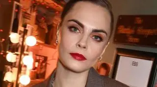Old lady make-up. Powrót kontrowersyjnych trendów z lat 90.