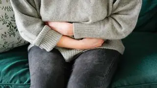 Zgłosiła się do lekarza ze skurczami żołądka. Dowiedziała się, że między żołądkiem a jelitami rozwija się płód