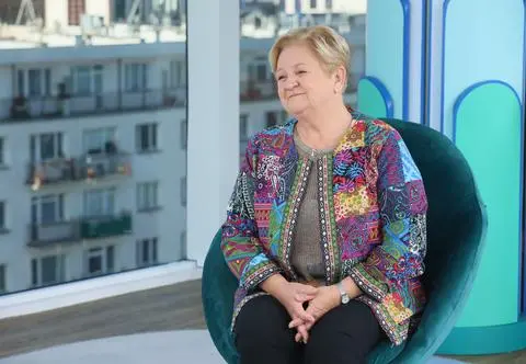 Czy mówić dziecku o problemach finansowych? "Pieniądze nie spadają z nieba"