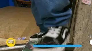 Pięciolatek na deskorolce