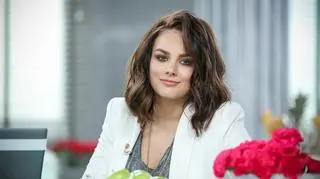 "Nie chciałam chodzić do szkoły, trzęsła mi się ręka". Ewa Farna mierzy się z hejtem od dzieciństwa