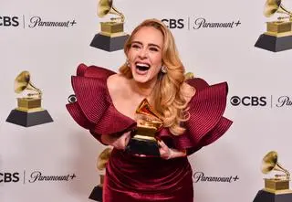 Adele przedłuża swój pobyt w Las Vegas. Za każdy koncert dostanie zawrotną kwotę