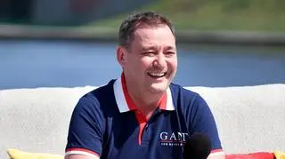 Jacek Rozenek wspomina udar, który zmienił jego życie. "Byłem sam. 4,5 godziny spędziłem na parkingu"