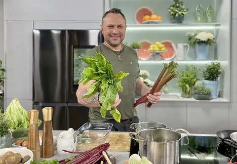Boćwina, szczaw i rabarbar - przepisy Tomasza Strzelczyka