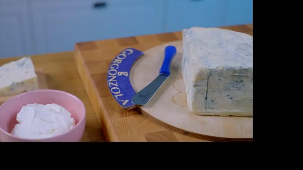 GORGONZOLA_MUS-Z-SEREM