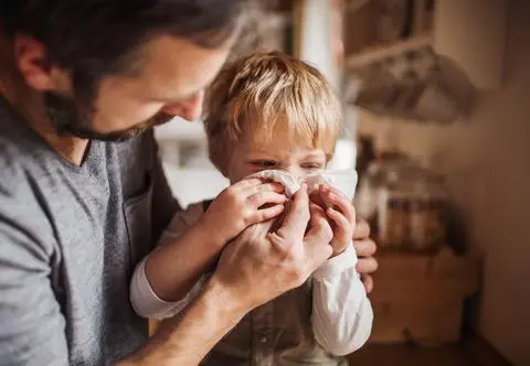 Masowy wzrost infekcji u dzieci. "Jest ich więcej niż kiedykolwiek" 