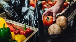 Dzień polskiej żywności. Po jakie warzywa i owoce sięgnąć, gdy kończy się lato? 