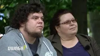 Nauczycielka straciła wzrok, ale ZUS nie dał renty. Żyje z synem za 215 zł zasiłku: "Człowiek w urzędzie jest tylko numerem"