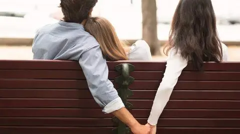 Jak rozumieć sen o zdradzie partnera? Sennik odpowiada, co oznacza zdrada