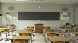 Raport dotyczący dyskryminacji dzieci nieuczęszczających na religię. "Wyróżnia się ministrantów" 