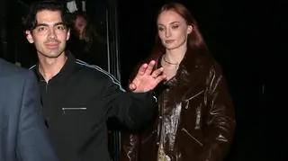 Sophie Turner i Joe Jonas się rozwodzą. Artysta nie nosi już obrączki?