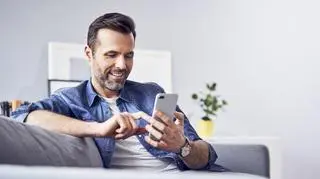 Jak telefon komórkowy wpływa na męską płodność? Badacze doszli do ciekawych wniosków