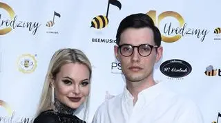 "Już był pierwszy zgrzyt". Monika Miller o reakcji dziadka na swojego nowego partnera