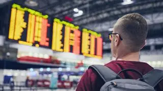 Kolejne linie lotnicze odwołują rejsy. Jeden z przewoźników nawet 3 tys. lotów