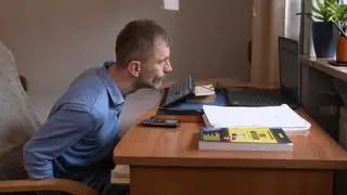 Napisał książkę nosem