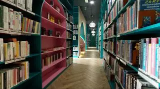 Niezwykła biblioteka jak kawiarnia. "Nie tylko, żeby poczytać książki"