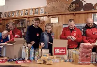 Andrzej Bargiel i Kinga Baranowska wspierają Szlachetną Paczkę. "Możemy zrobić coś potrzebnego"