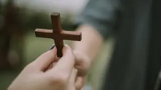 Spowiedź poza kościołem? Ksiądz wymienił możliwe alternatywy. Nie każdy je zna 