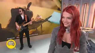 Margaret w piosence “Bynajmniej” 