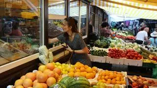 Ceny produktów sezonowych poszybowały w górę. Te warzywa podrożały najbardziej
