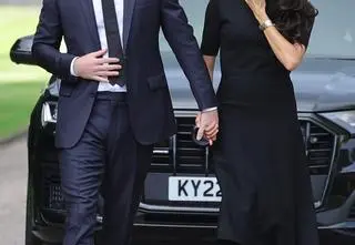 Przed rozwodem powstrzymuje go tylko jedna rzecz. Książę Harry przeżywa małżeński kryzys