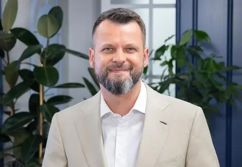 Jakub B. Bączek po latach zrobił zrobił coming out. Dlaczego tak długo czekał z decyzją? "To łamie serce"