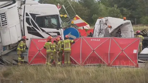 Uwaga! TVN. Byli młodzi, chcieli dorobić przy robotach drogowych. Wjechała w nich ciężarówka