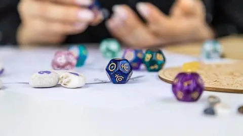 Horoskop dzienny na piątek, 15 marca 2024 - Lew, Panna, Waga, Skorpion