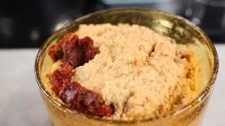 Hummus a la Ciotka Offka z suszonymi pomidorami
