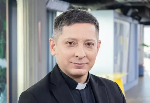 Każdy może nim zostać? Ksiądz wyjaśnia, jak wygląda droga do świętości