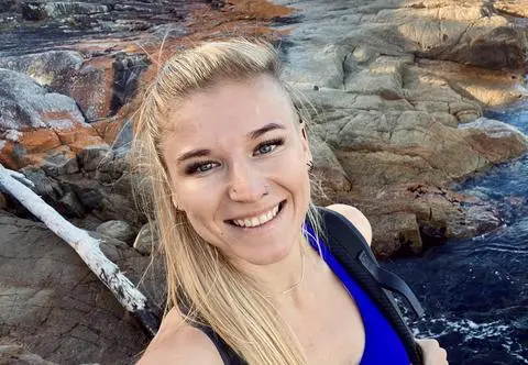 "Siła jest kobietą". Walczy z SM i przygotowuje się do zawodów sylwetkowych bikini fitness