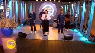 Kasia Wilk w piosence “Ciągle mnie masz” 